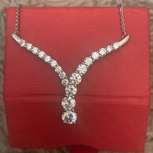 Necklace with diamonds 💎